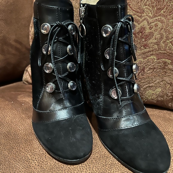 Roberto Festa - Picture 1 of 6